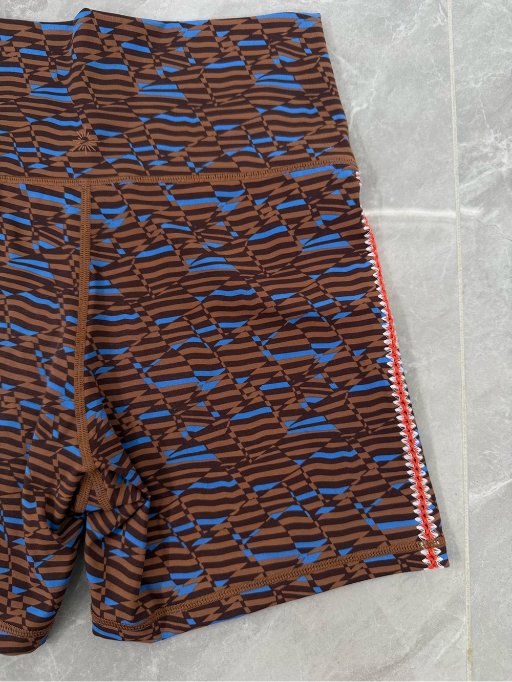 Women’s OFFLINE By Aerie Goals Crochet Inset 5" Biker Shorts Workout Large - Picture 10 of 16